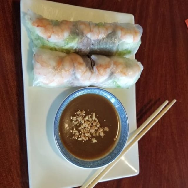 9. Fresh Spring Roll (2) / Gỏi Cuốn (2).