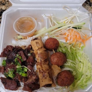 77. Bún Nem Nướng, Thịt Nướng, Chả Gio
