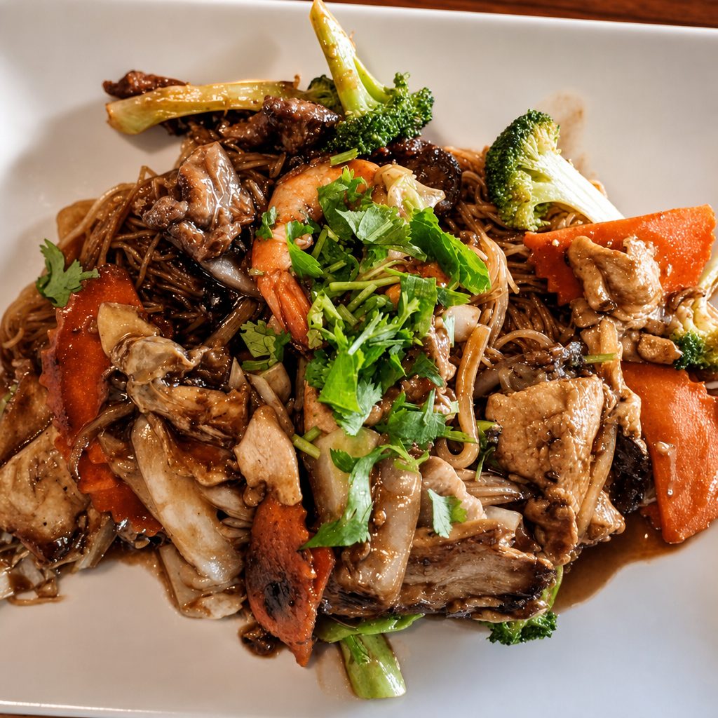 71. Combination Stir-Fry / Chi Tieu Hoặc Mi Xào Thap Cam.